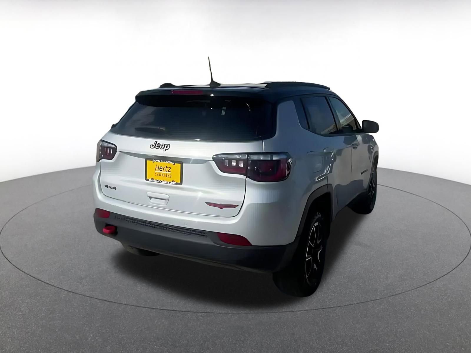 Thumbnail: 2025 Jeep Compass - 14