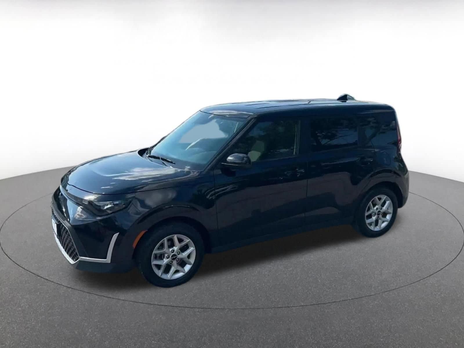 Thumbnail: 2025 Kia Soul - 8