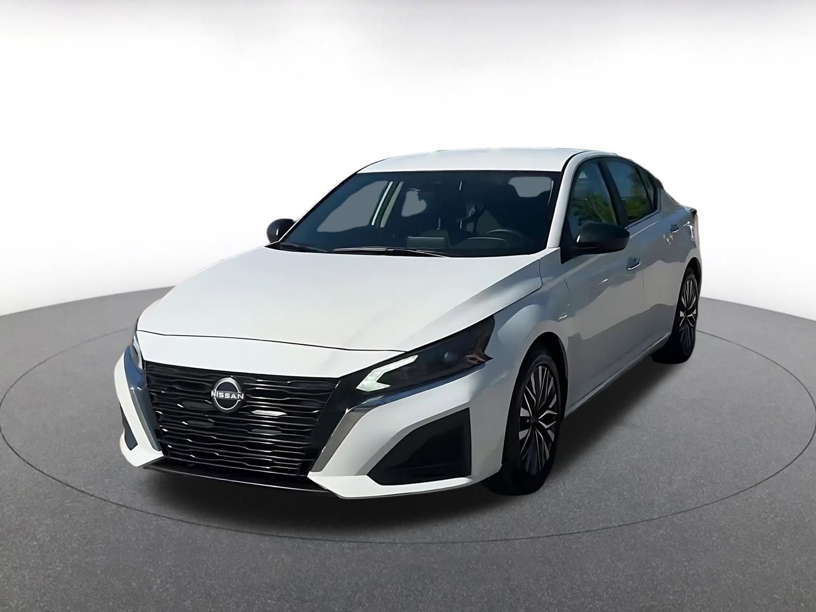 Thumbnail: 2025 Nissan Altima - 7