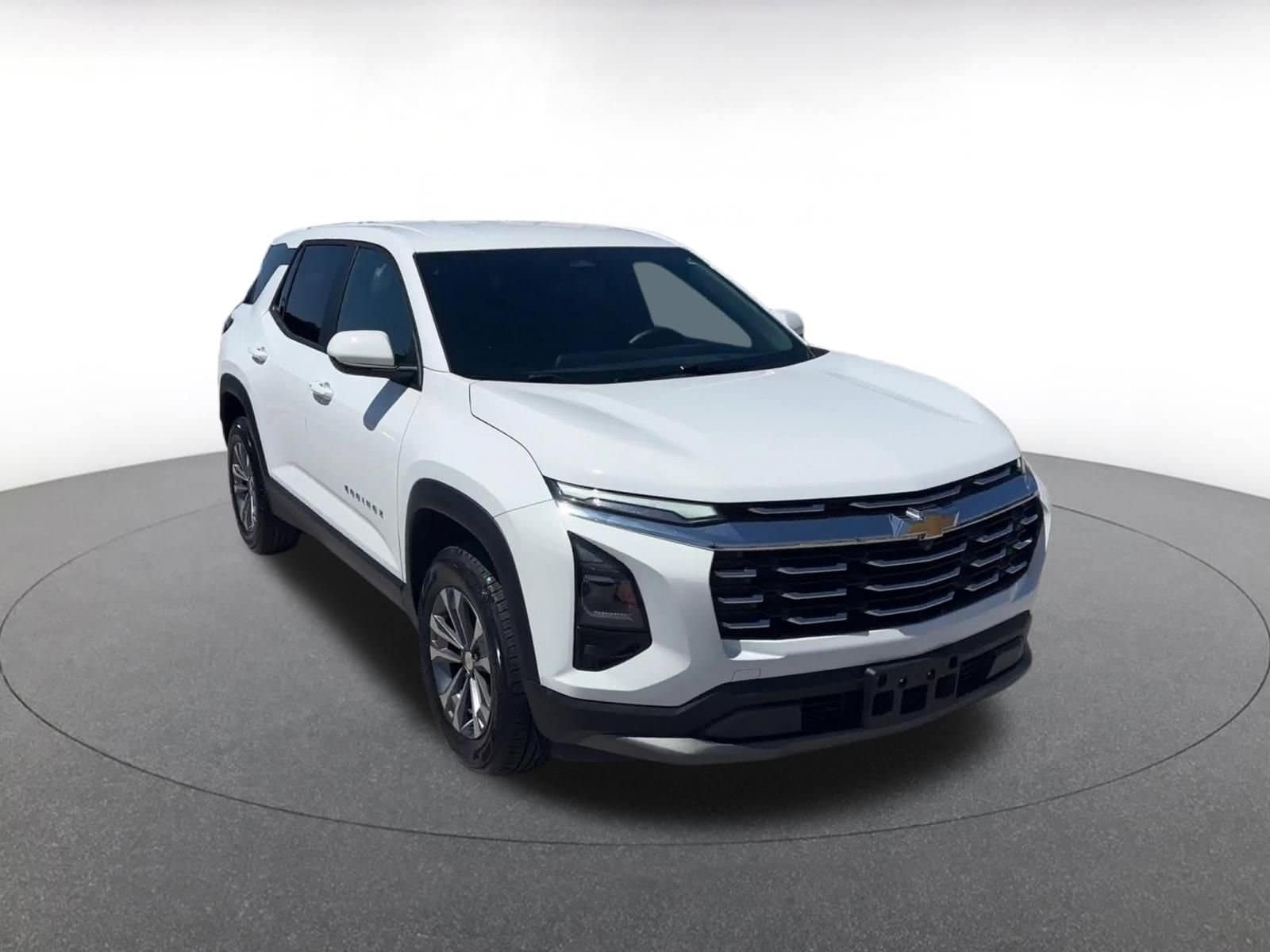 Thumbnail: 2025 Chevrolet Equinox - 3