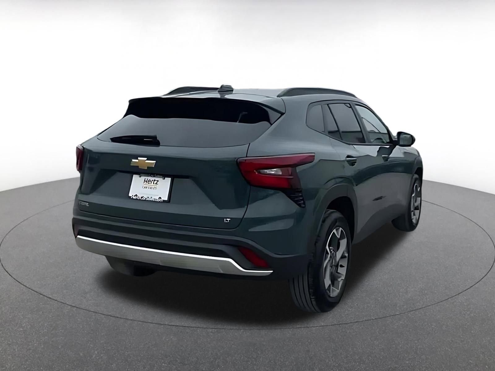 Thumbnail: 2025 Chevrolet Trax - 14