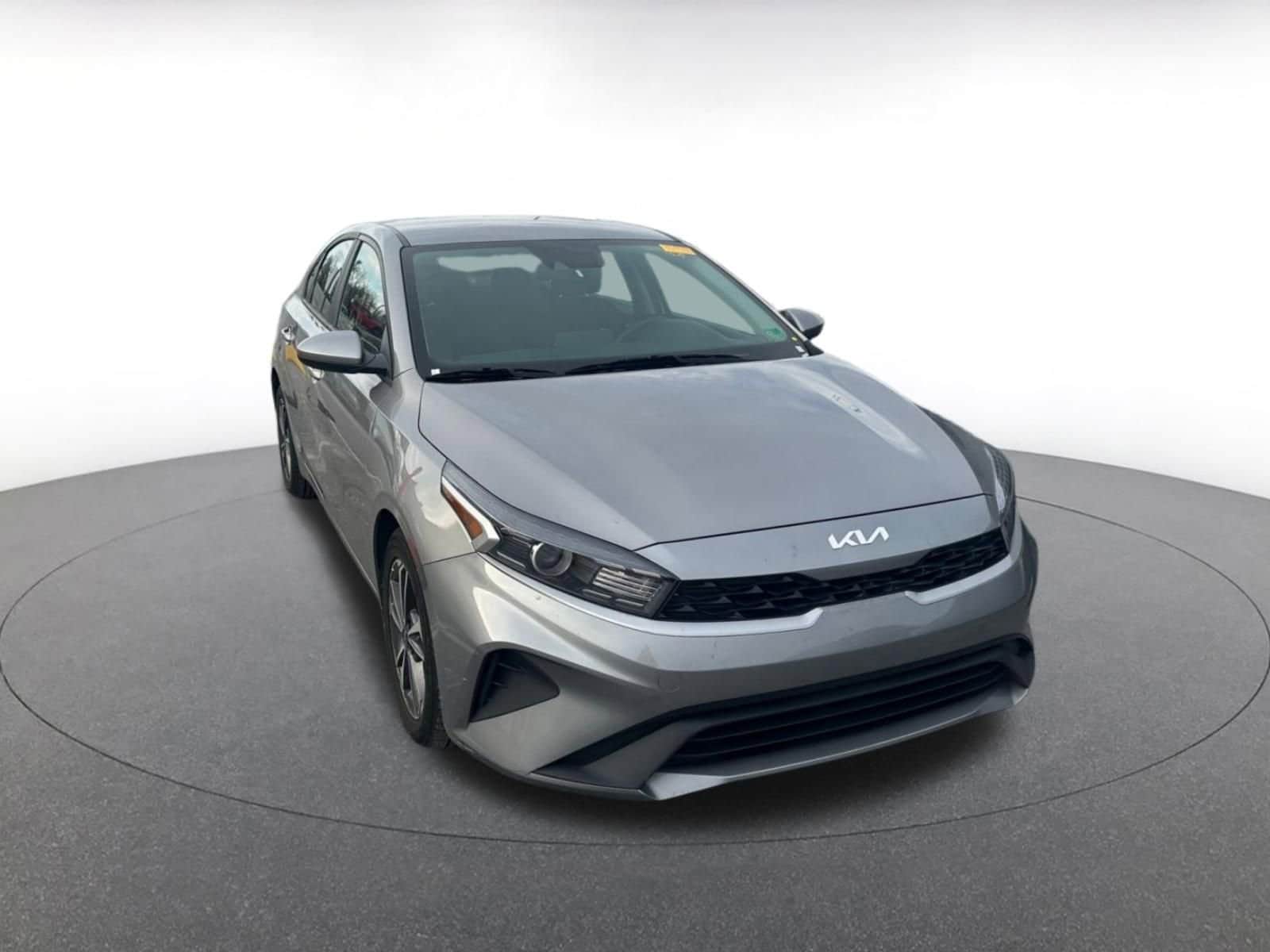 Thumbnail: 2023 Kia Forte - 1