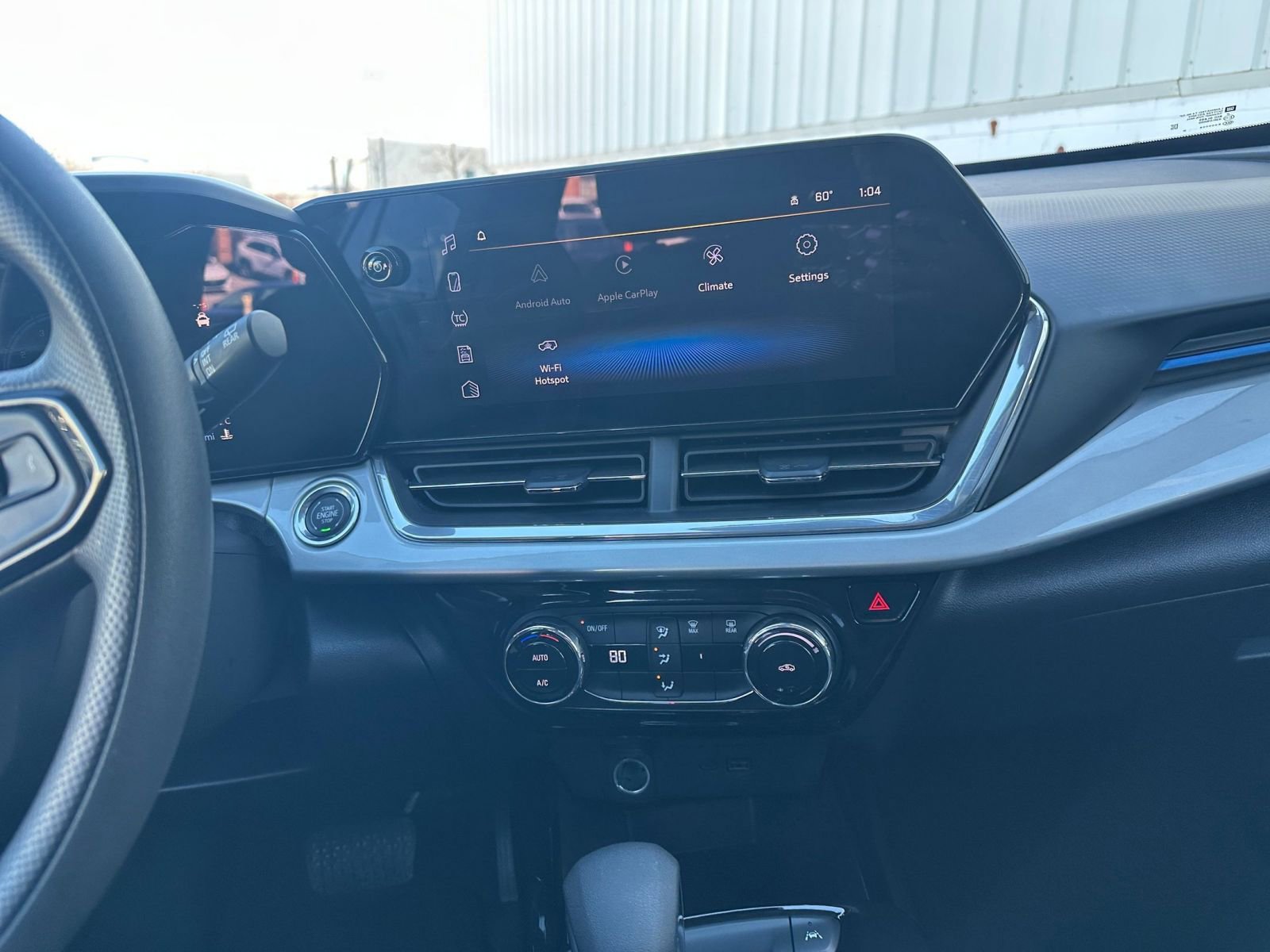 Thumbnail: 2025 Chevrolet Trax - 18