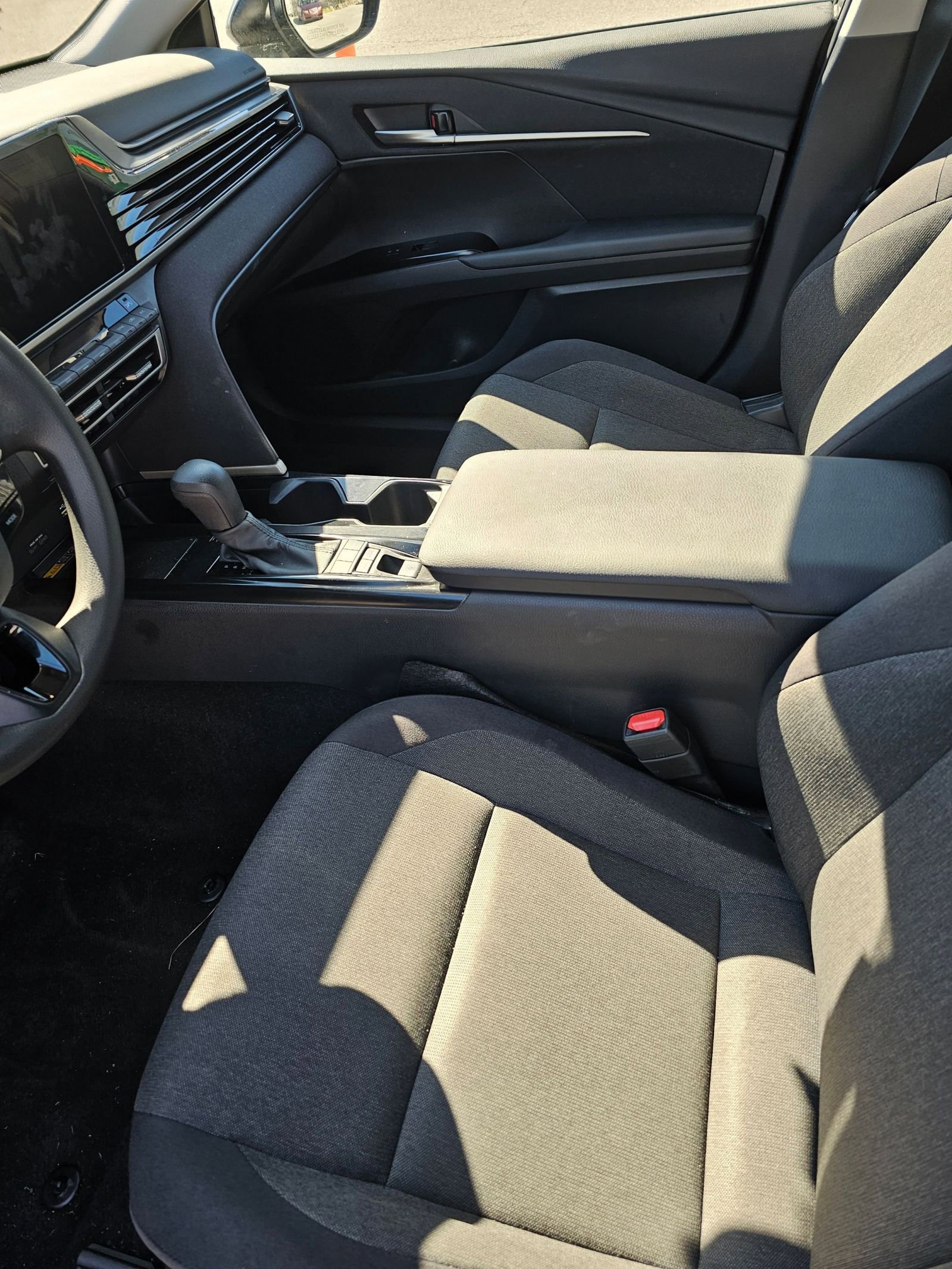 Thumbnail: 2025 Toyota Camry - 9