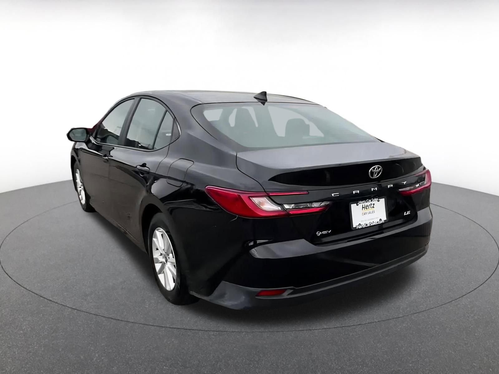 Thumbnail: 2025 Toyota Camry - 11