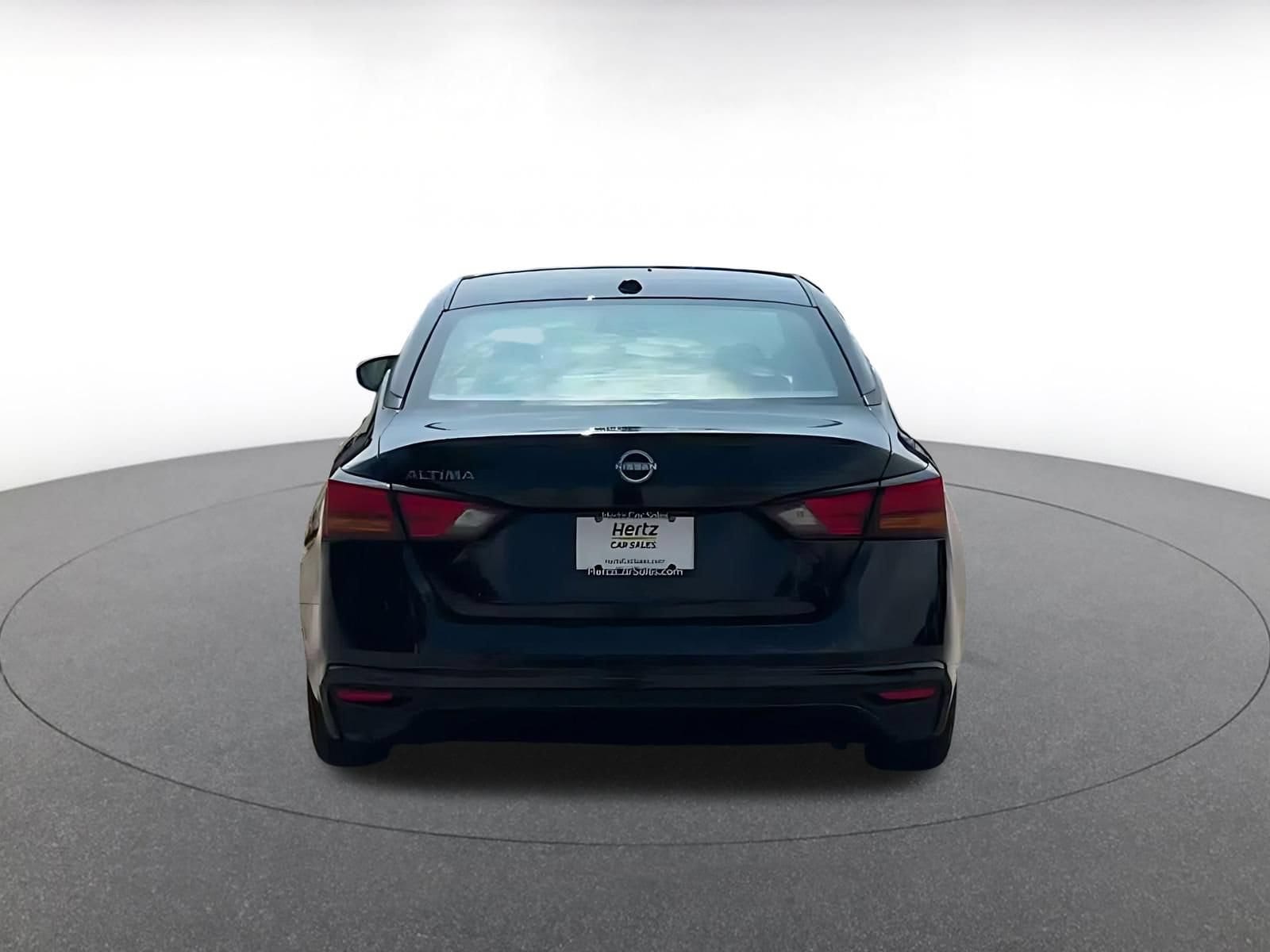 Thumbnail: 2025 Nissan Altima - 10