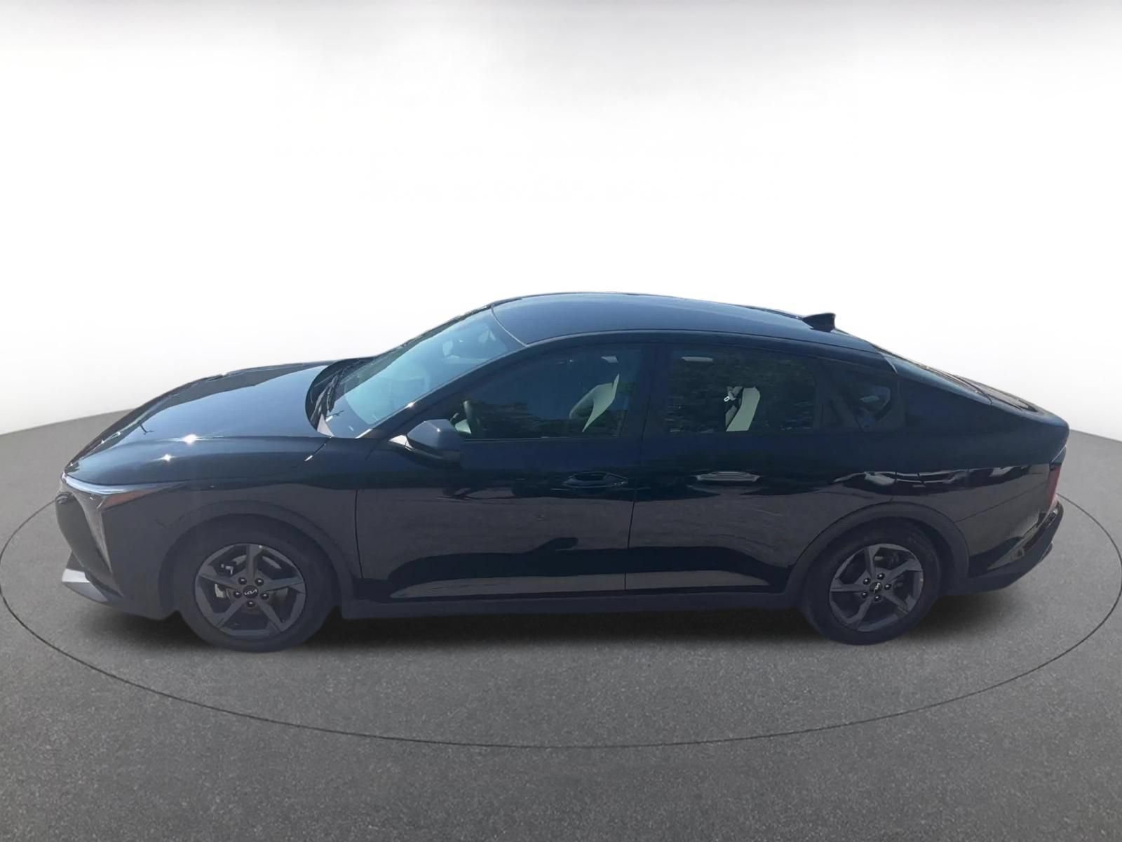 Thumbnail: 2025 Kia K4 - 9
