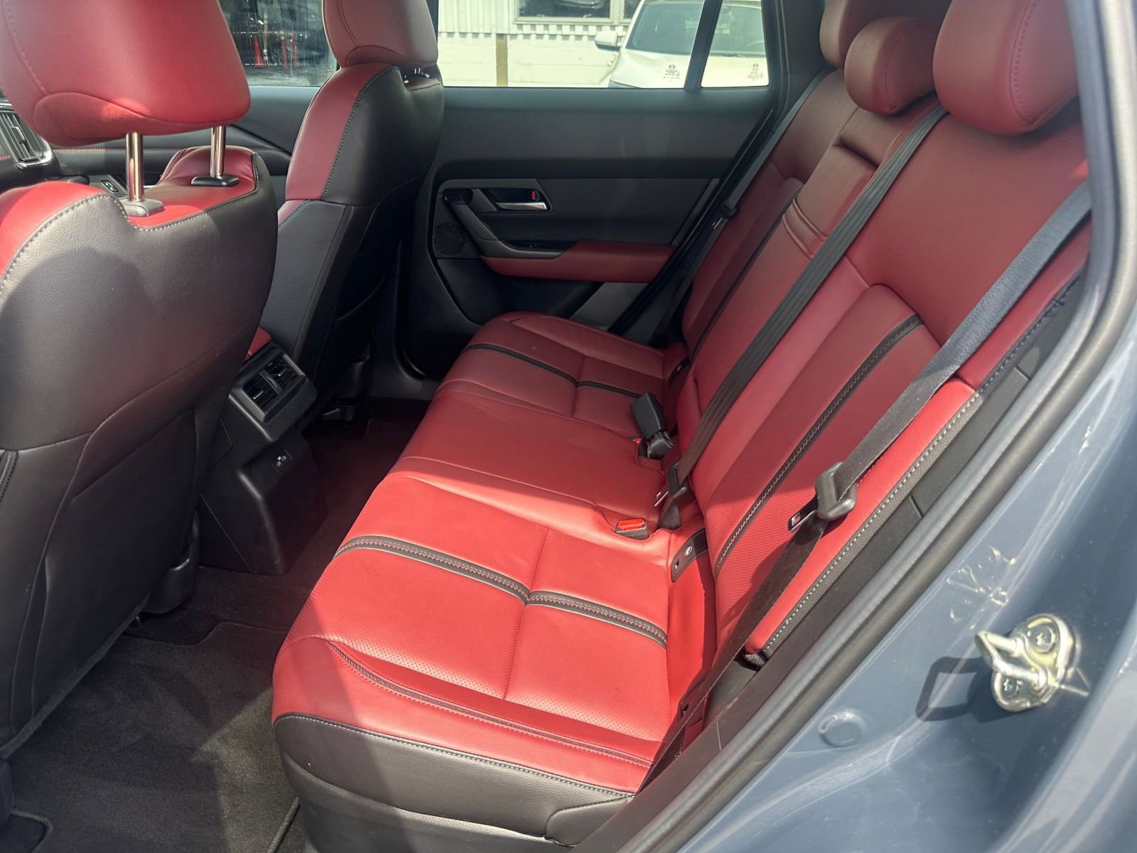 Thumbnail: 2025 Mazda CX-50 - 25