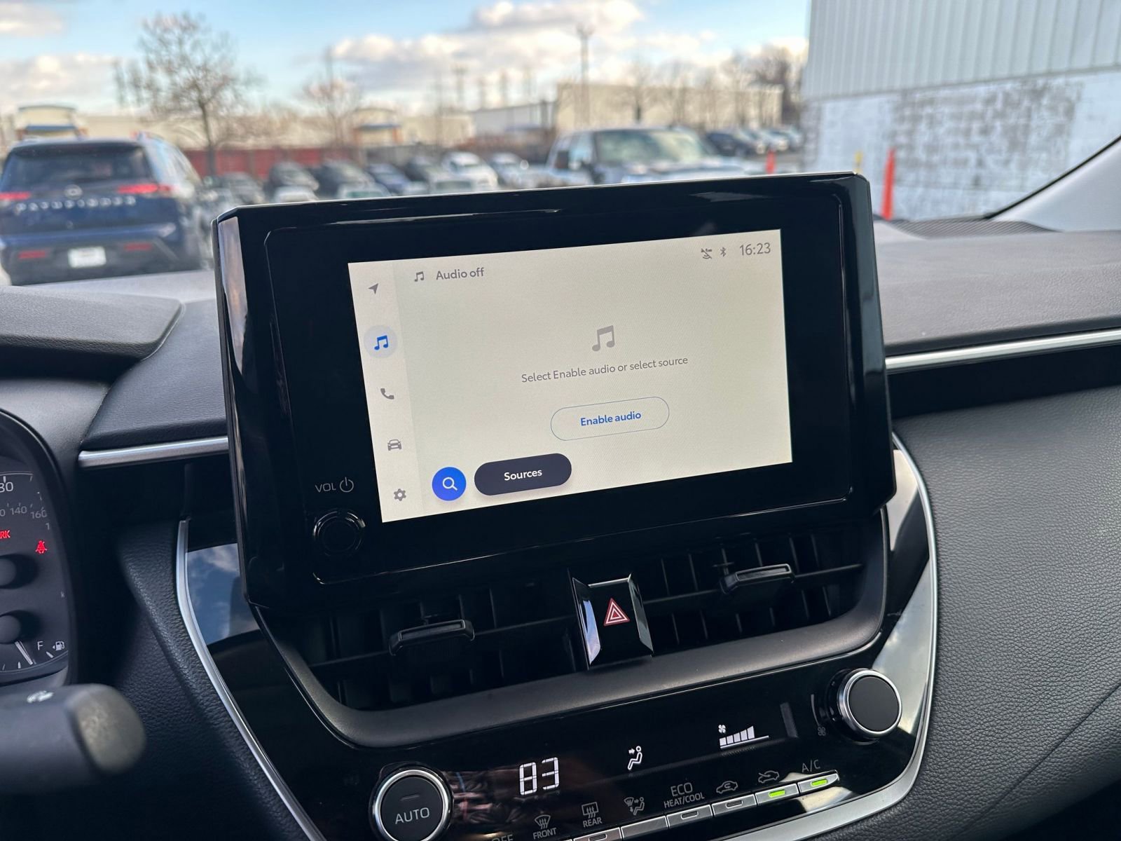 Thumbnail: 2025 Toyota Corolla - 21