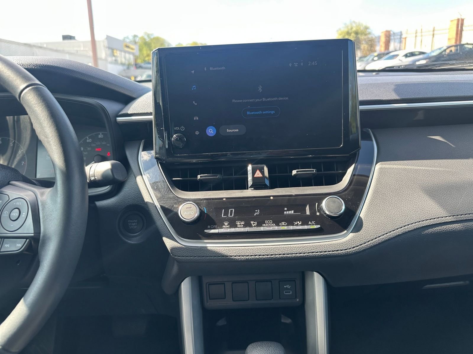 Thumbnail: 2025 Toyota Corolla Cross - 18