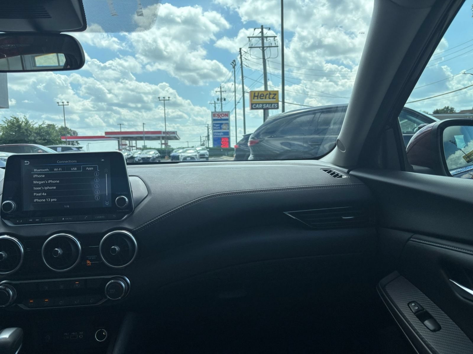 Thumbnail: 2025 Nissan Sentra - 33
