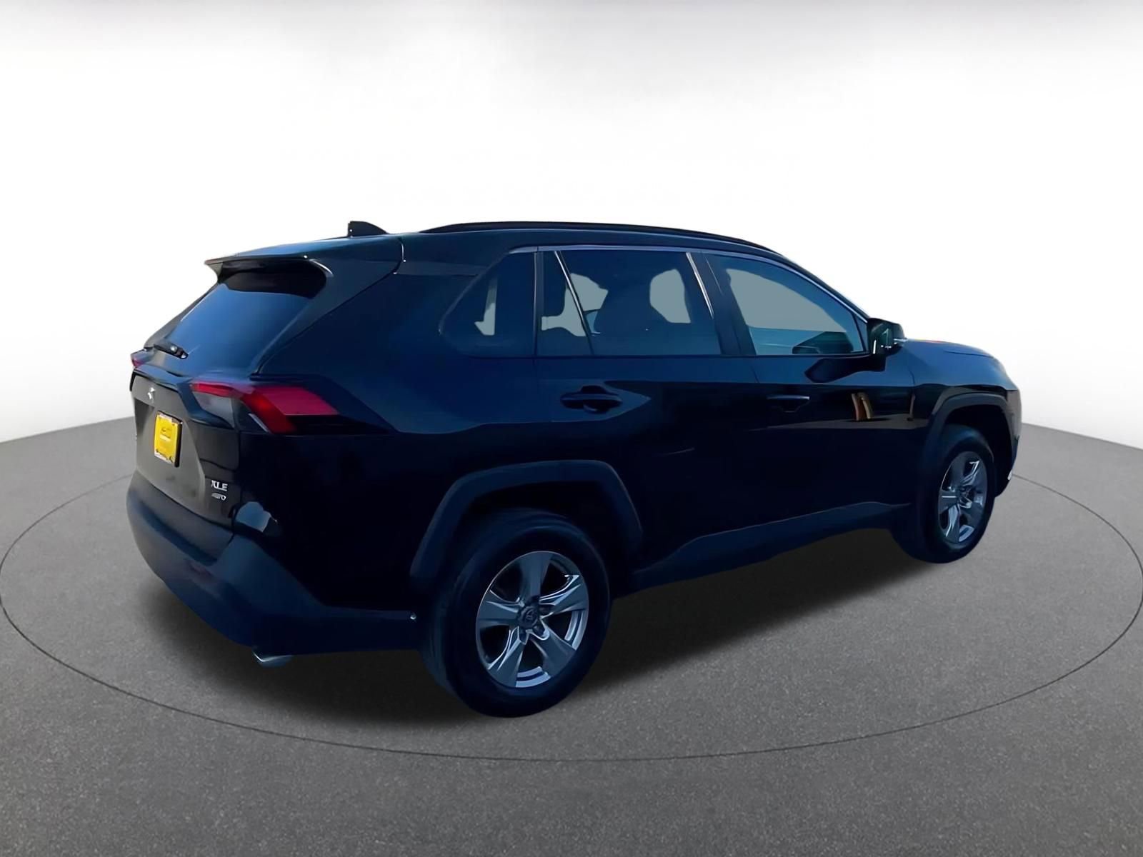 Thumbnail: 2025 Toyota RAV4 - 15