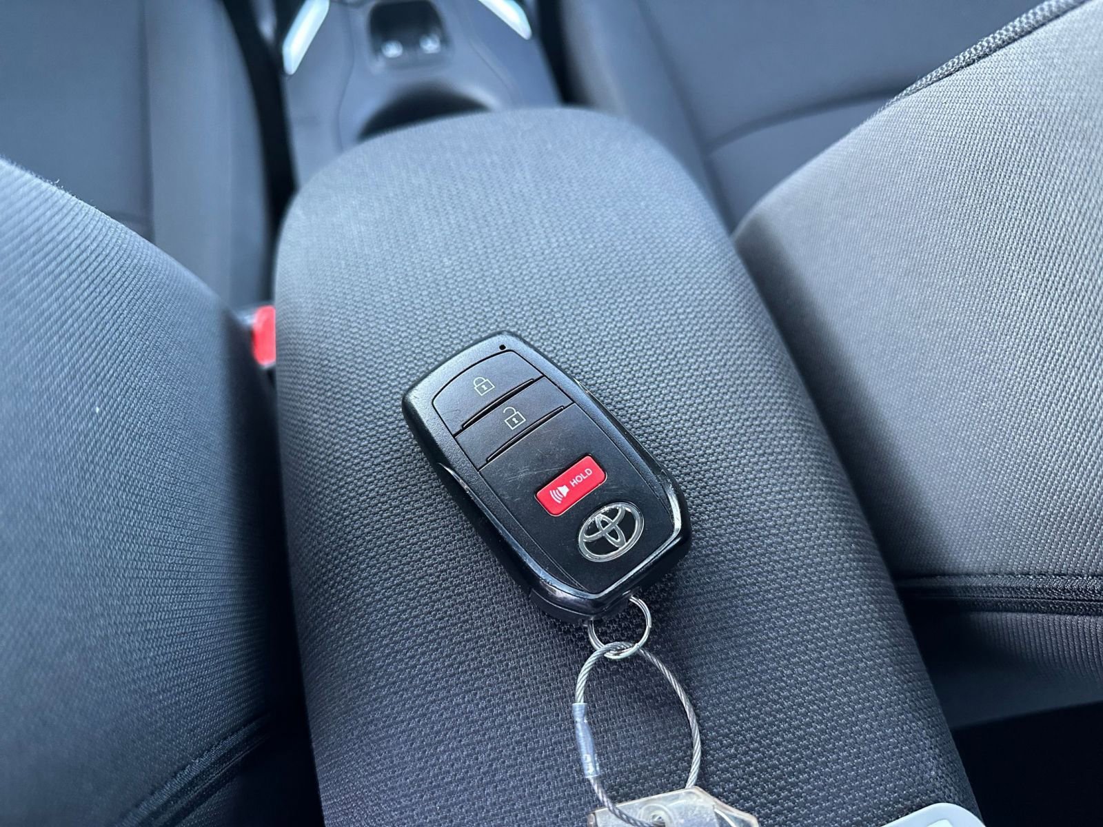 Thumbnail: 2025 Toyota Corolla Cross - 22