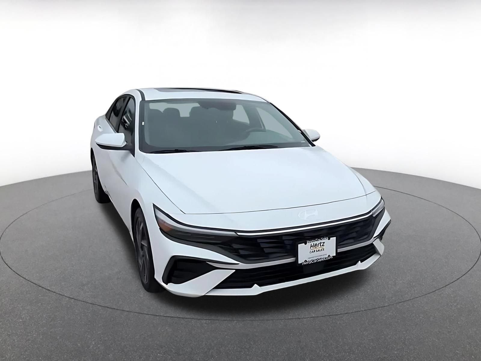 Thumbnail: 2025 Hyundai Elantra - 3