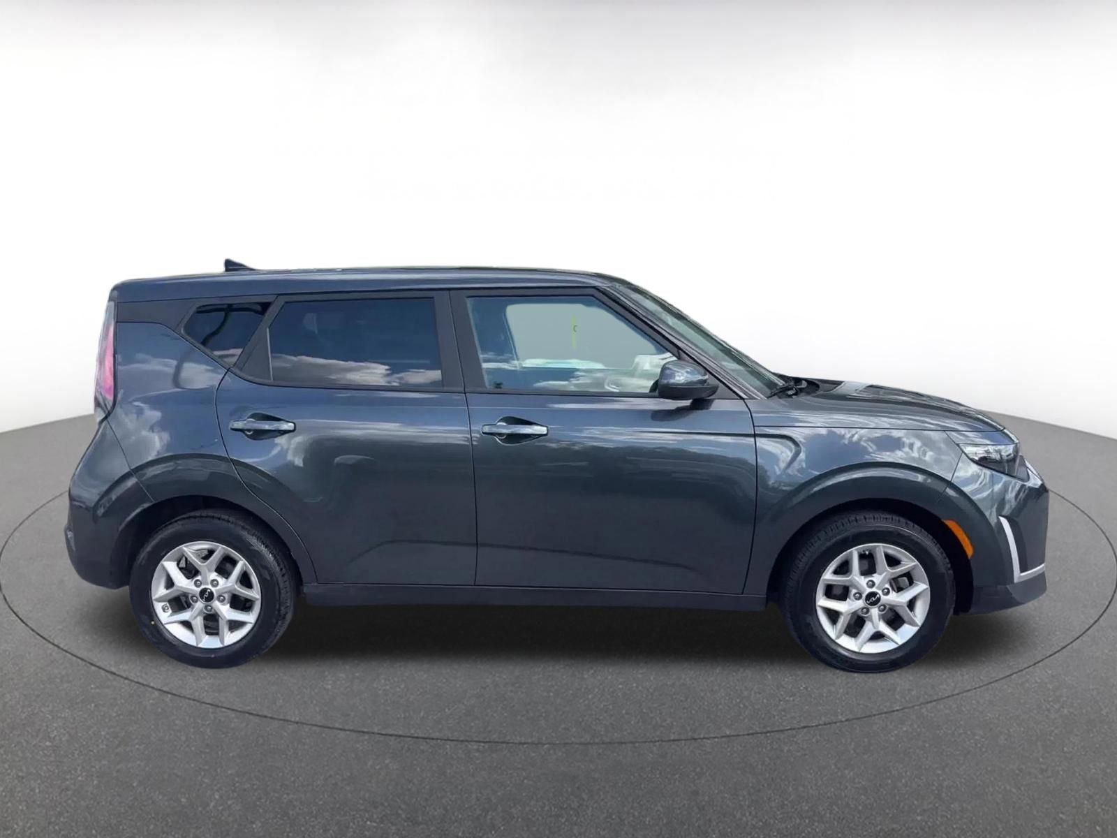 Thumbnail: 2025 Kia Soul - 16