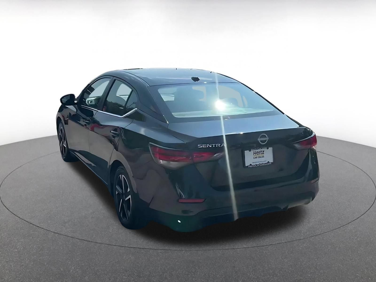Thumbnail: 2025 Nissan Sentra - 10