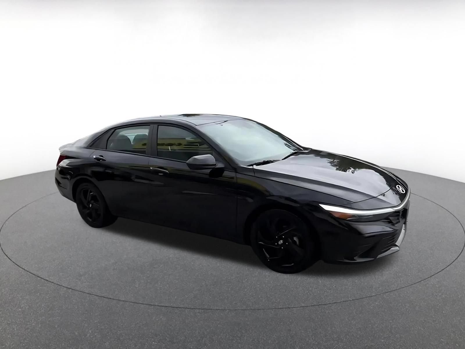 Thumbnail: 2026 Hyundai Elantra - 2