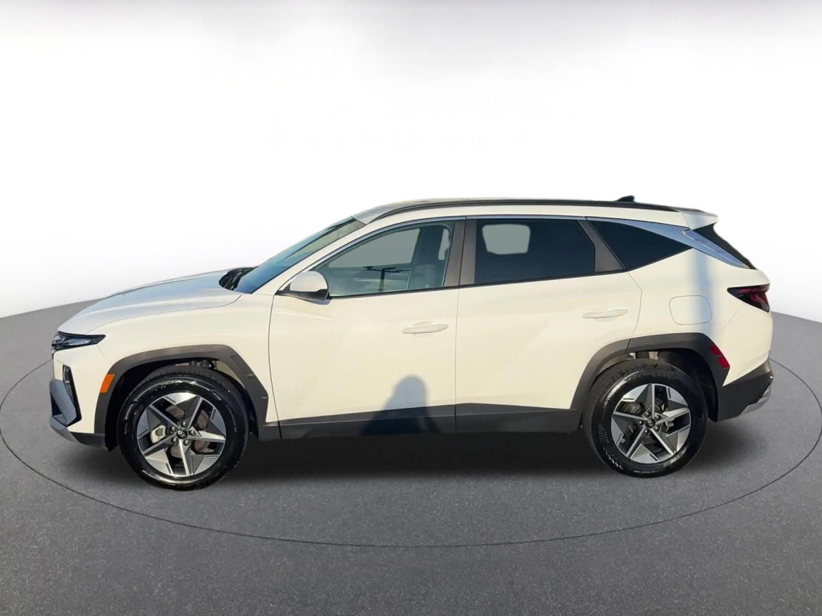 Thumbnail: 2025 Hyundai Tucson - 9