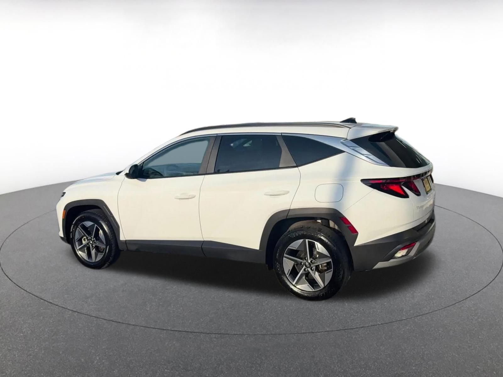 Thumbnail: 2025 Hyundai Tucson - 10