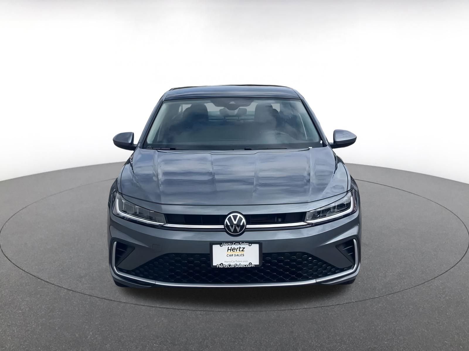 Thumbnail: 2025 Volkswagen Jetta - 4