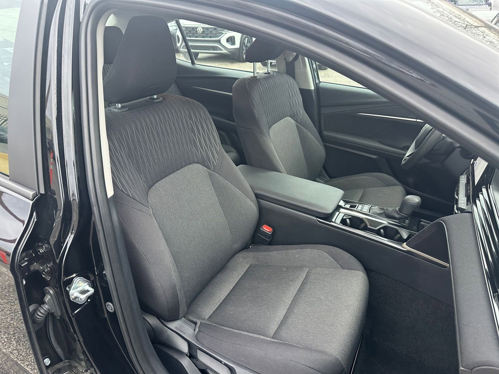 Thumbnail: 2025 Toyota Camry - 35