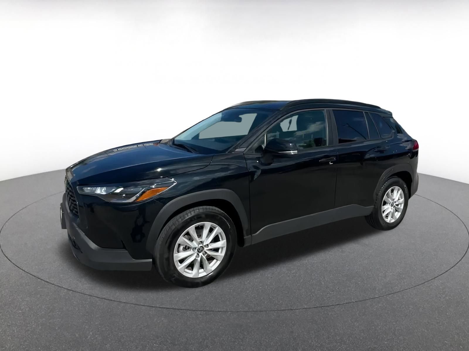 Thumbnail: 2025 Toyota Corolla Cross - 8