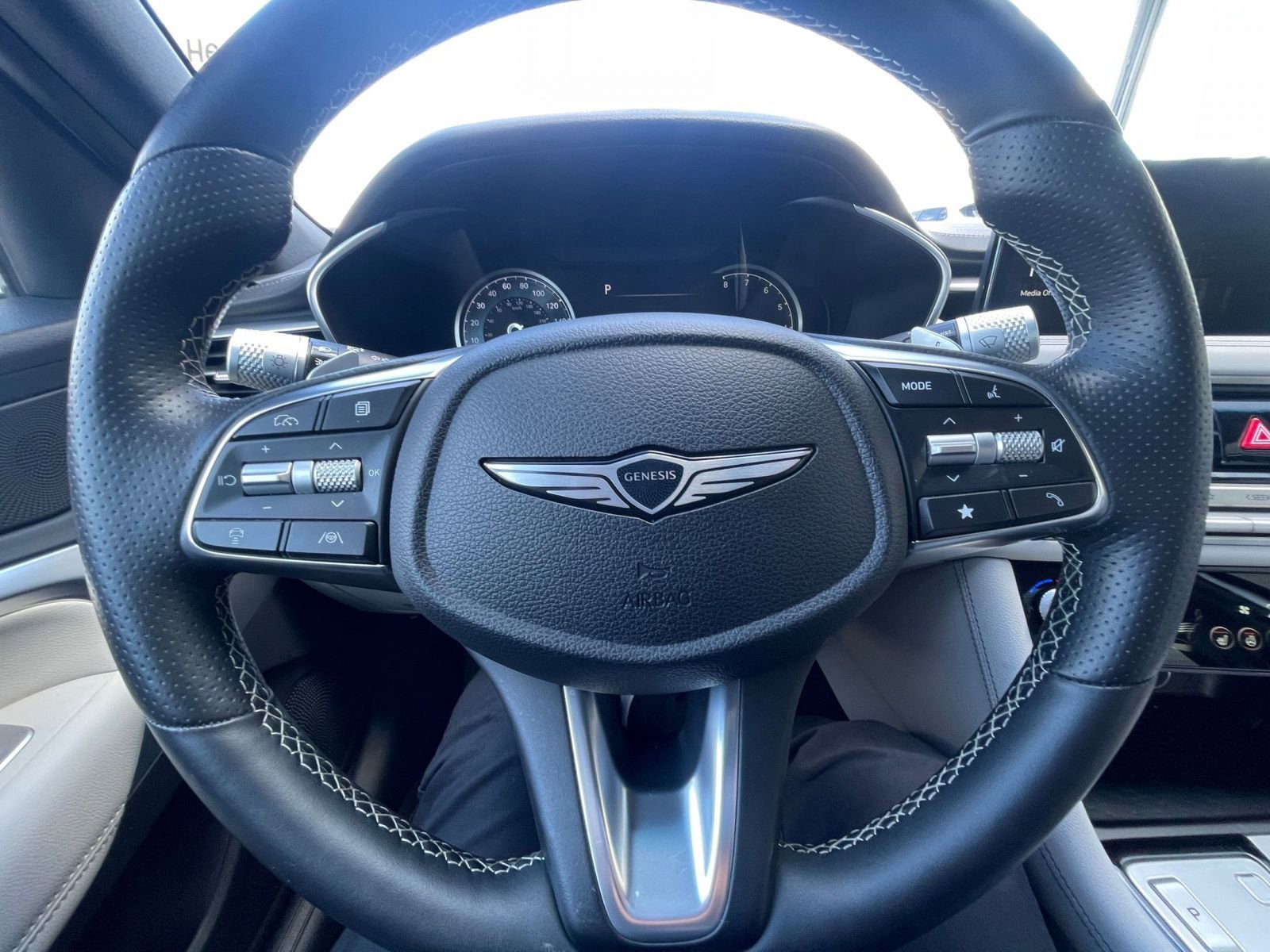 Thumbnail: 2025 Genesis G70 - 30