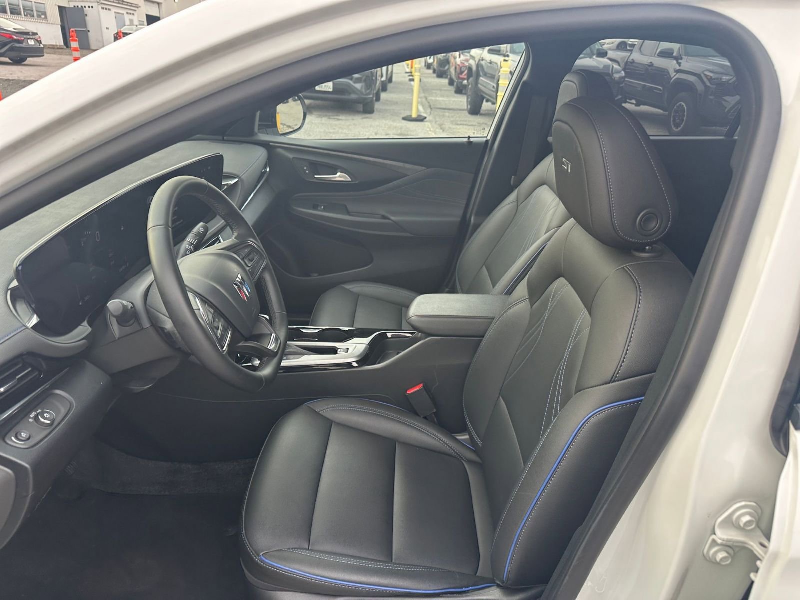 Thumbnail: 2025 Buick Envista - 24