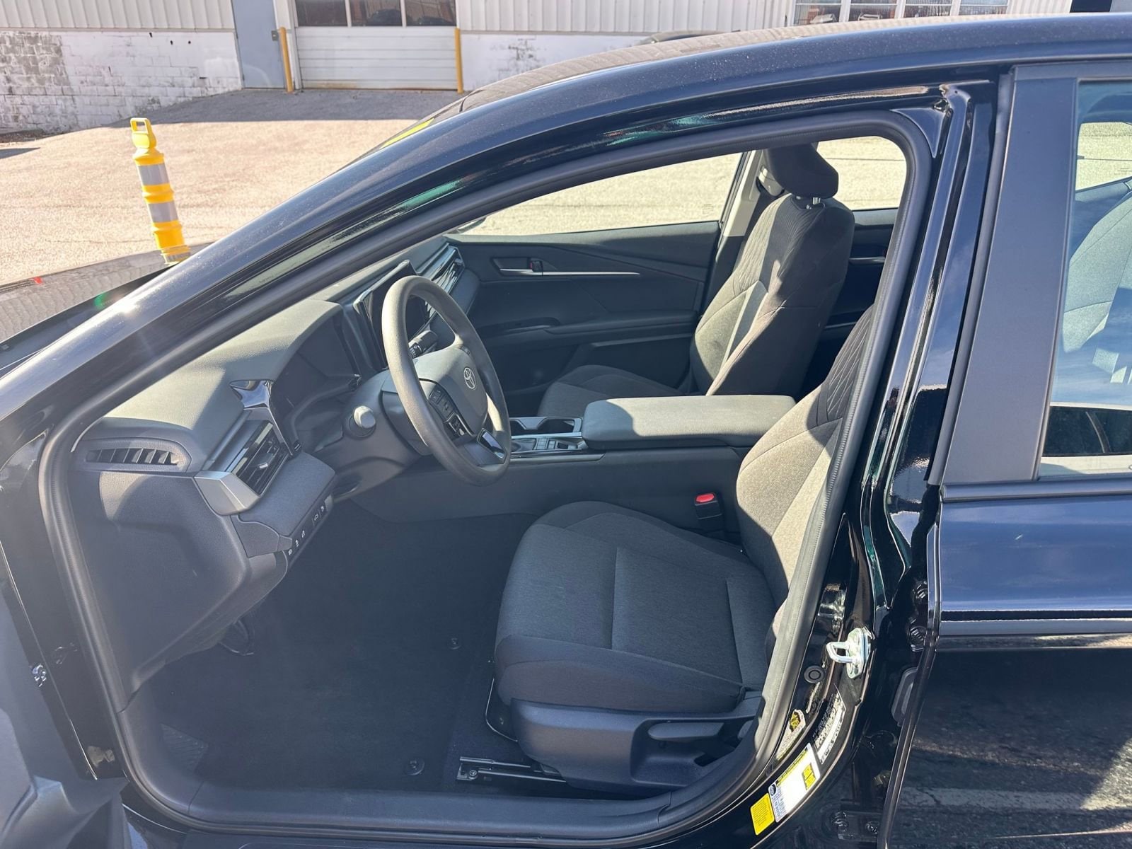 Thumbnail: 2025 Toyota Camry - 8