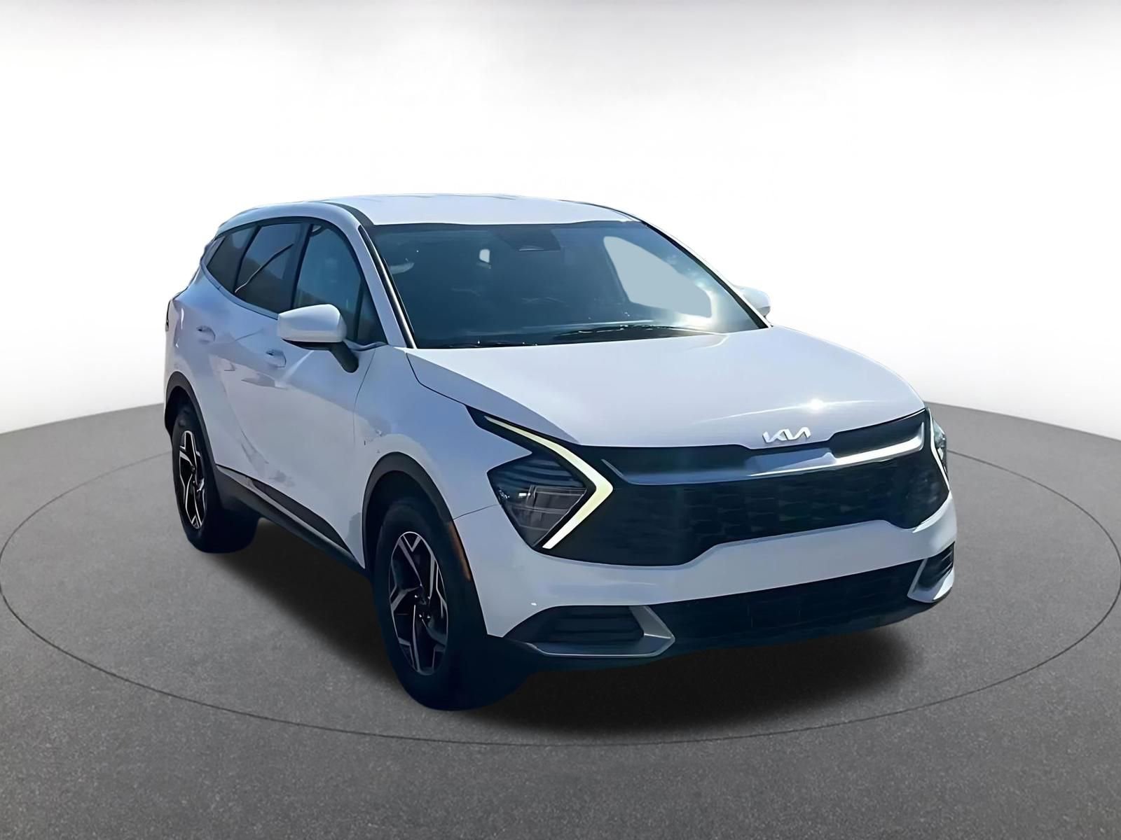 Thumbnail: 2025 Kia Sportage - 3