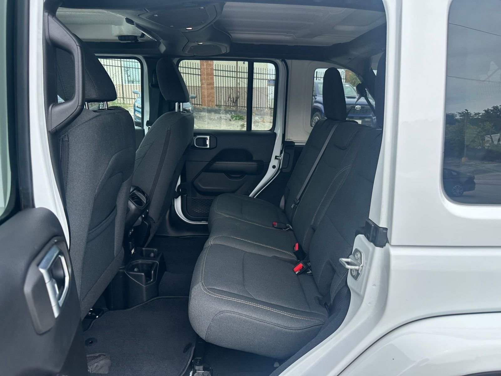 Thumbnail: 2025 Jeep Wrangler - 24