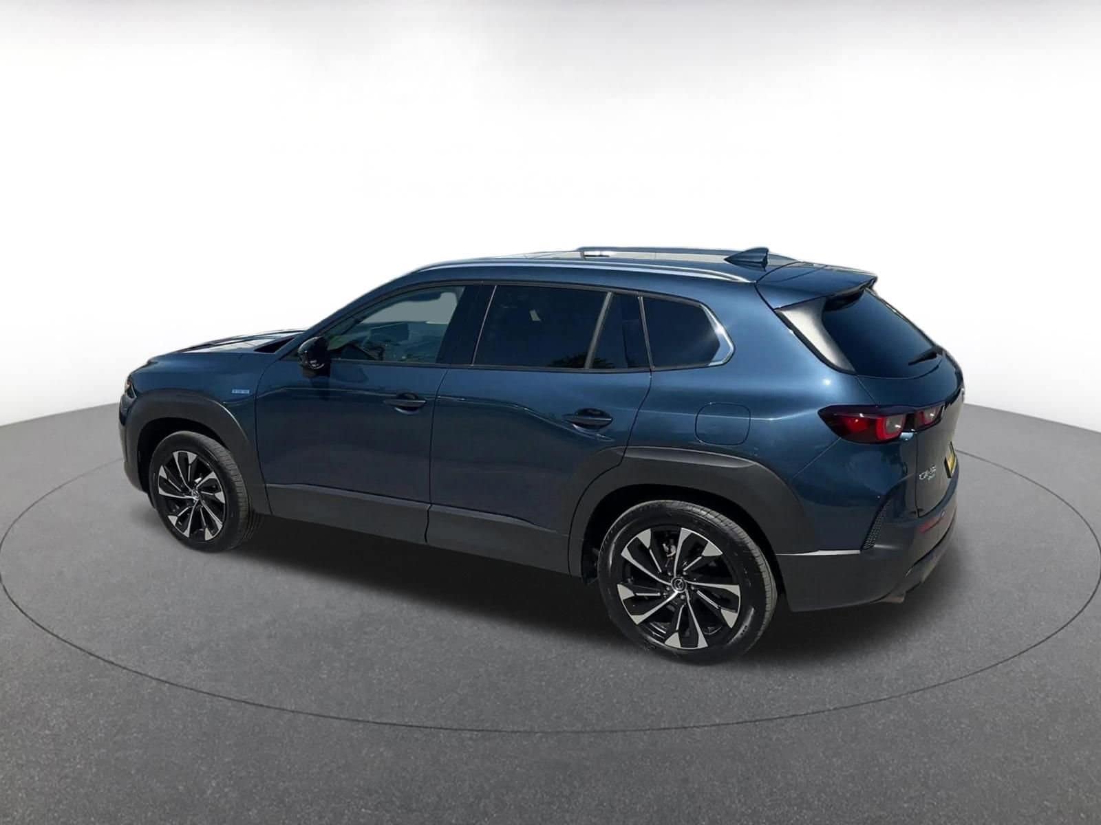 Thumbnail: 2025 Mazda CX-50 - 10