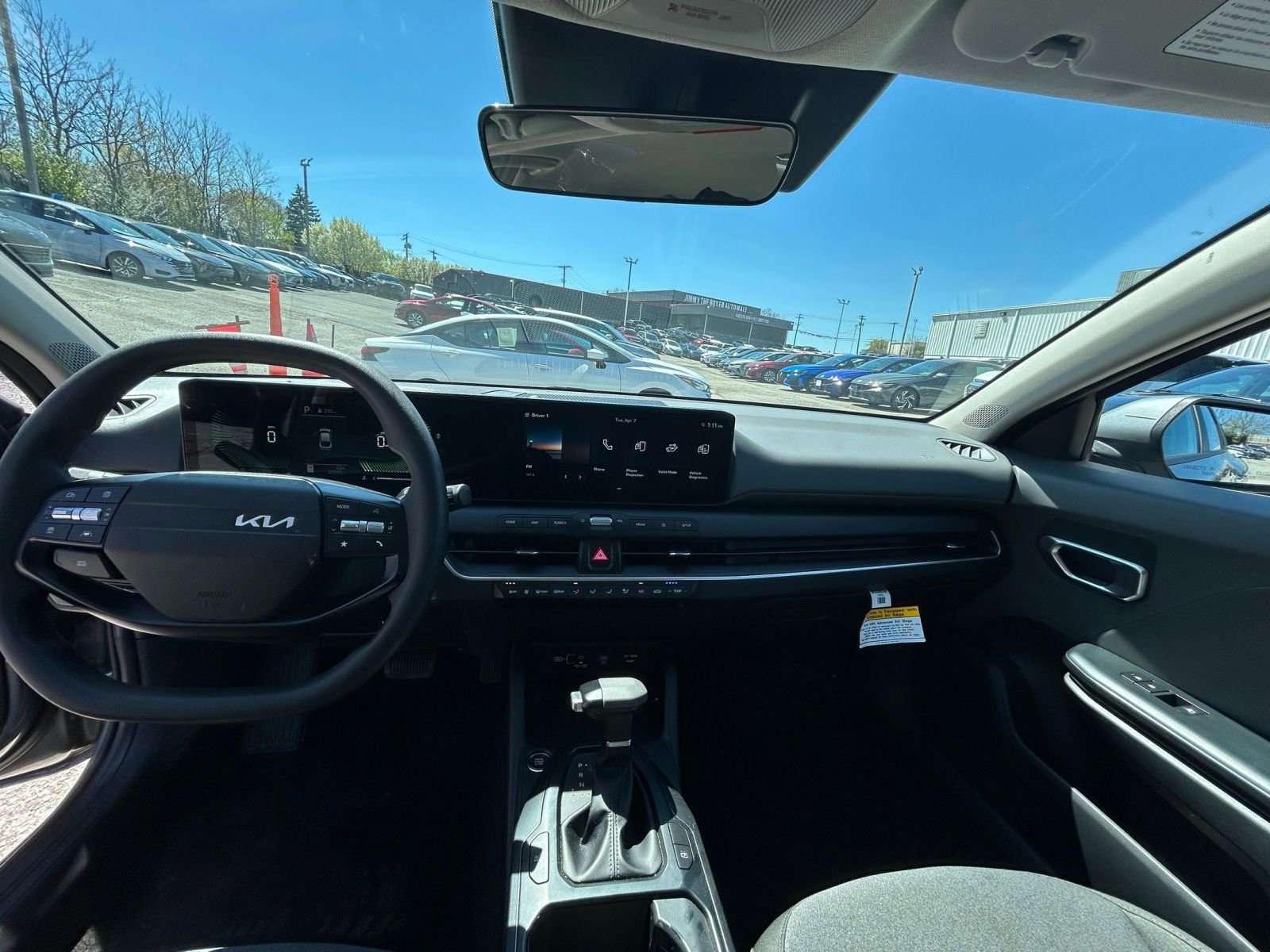 Thumbnail: 2025 Kia K4 - 28