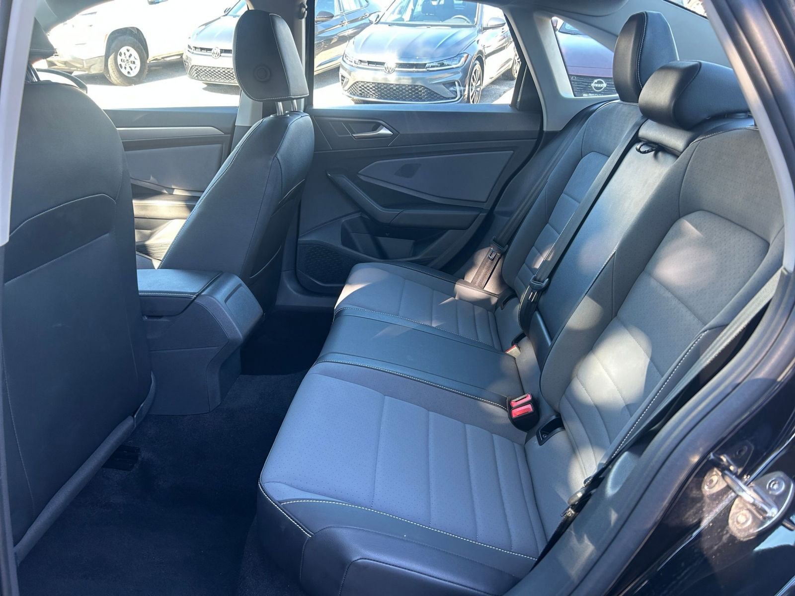 Thumbnail: 2025 Volkswagen Jetta - 24