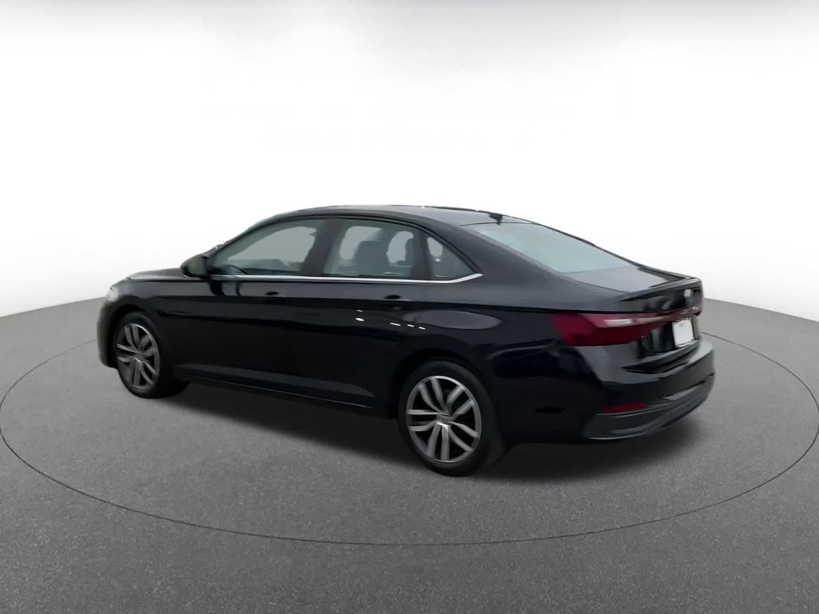 Thumbnail: 2025 Volkswagen Jetta - 11