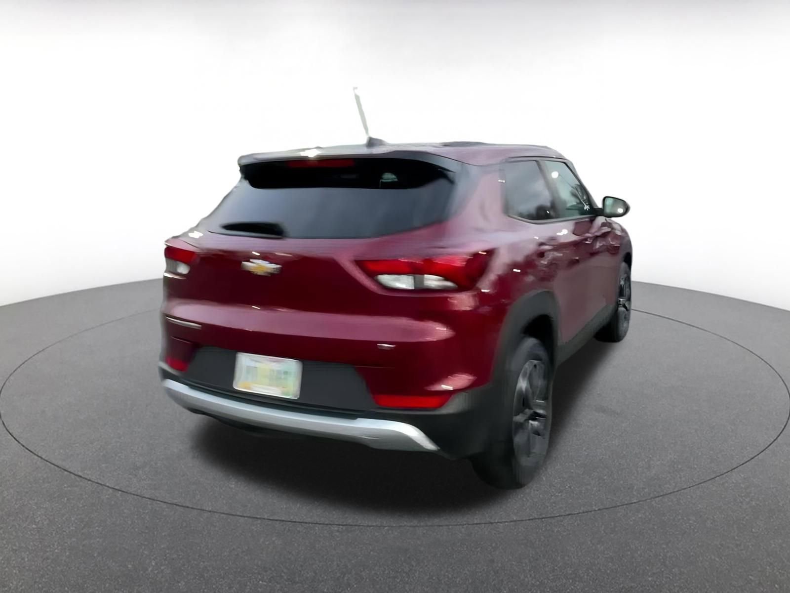 Thumbnail: 2025 Chevrolet TrailBlazer - 14