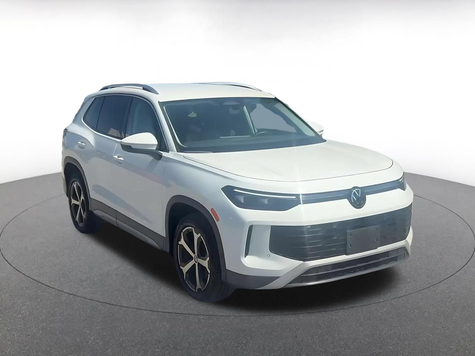 Thumbnail: 2026 Volkswagen Tiguan - 3