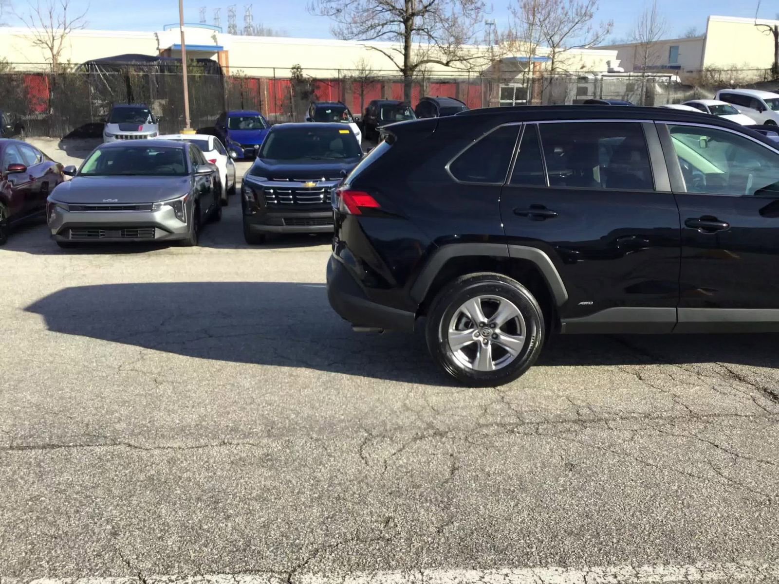 Thumbnail: 2025 Toyota RAV4 - 15