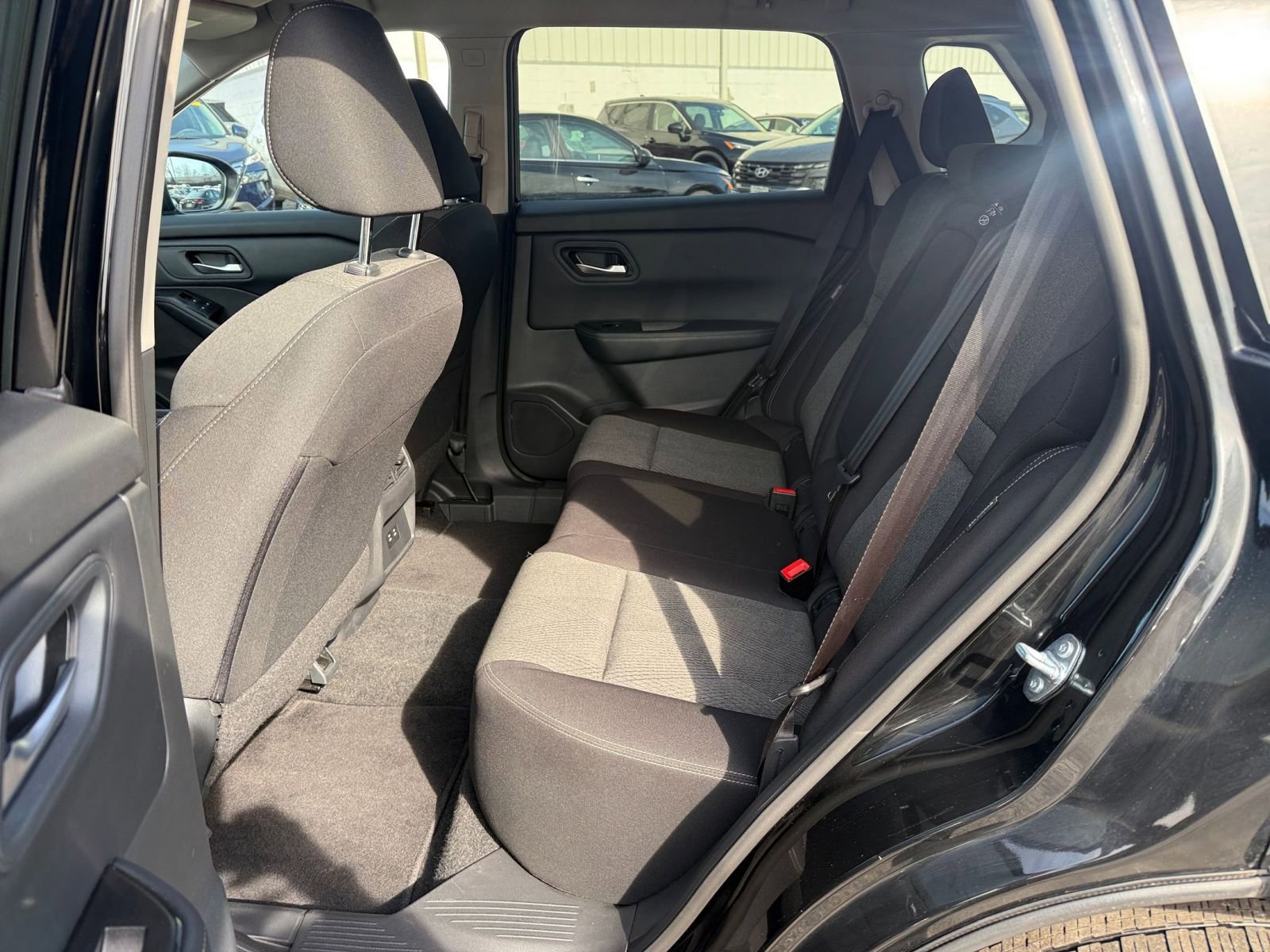 Thumbnail: 2025 Nissan Rogue - 27