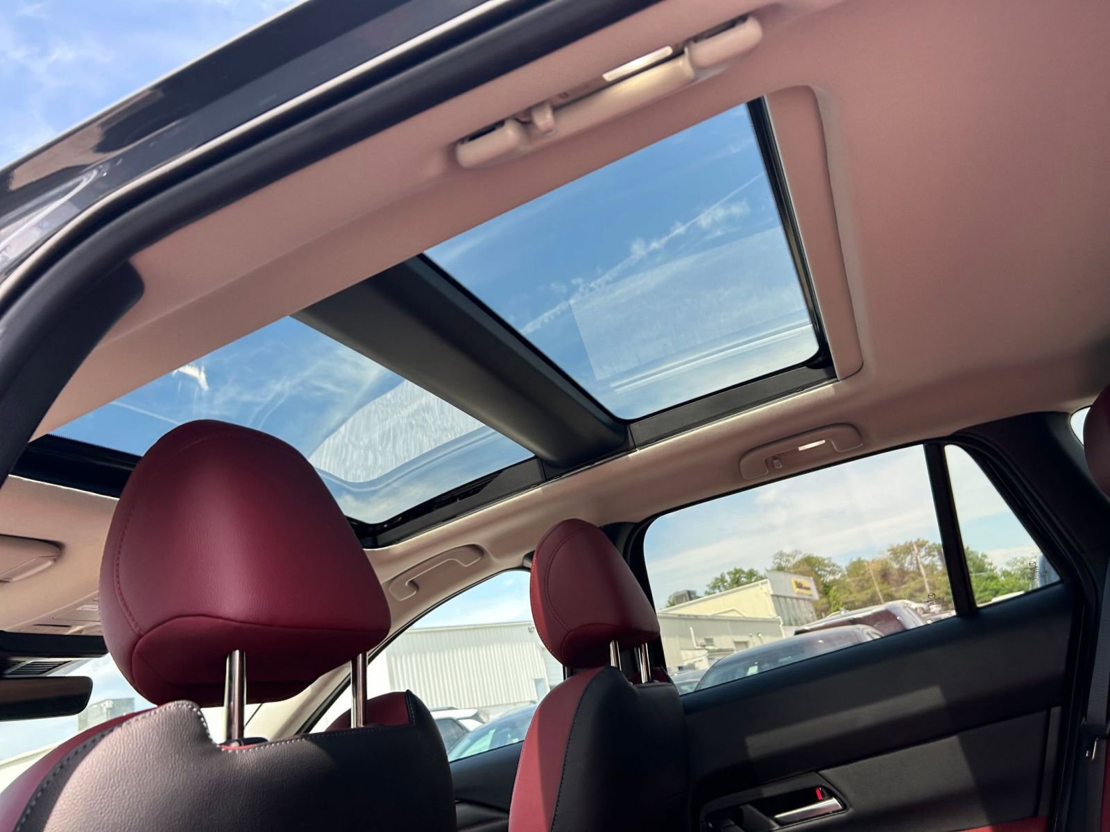 Thumbnail: 2025 Mazda CX-50 - 24