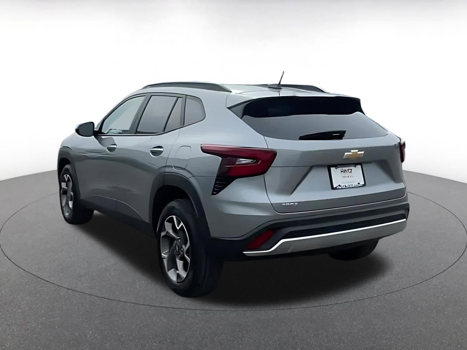 Thumbnail: 2025 Chevrolet Trax - 11