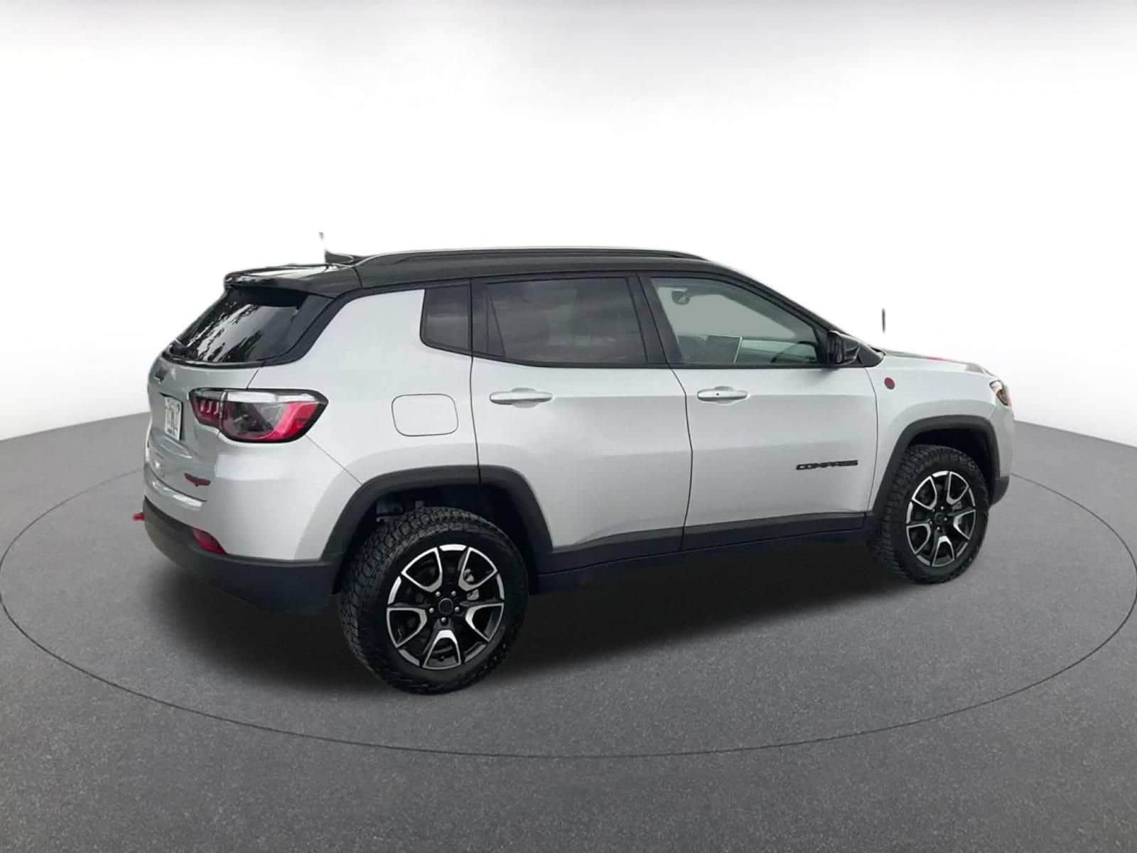 Thumbnail: 2025 Jeep Compass - 14