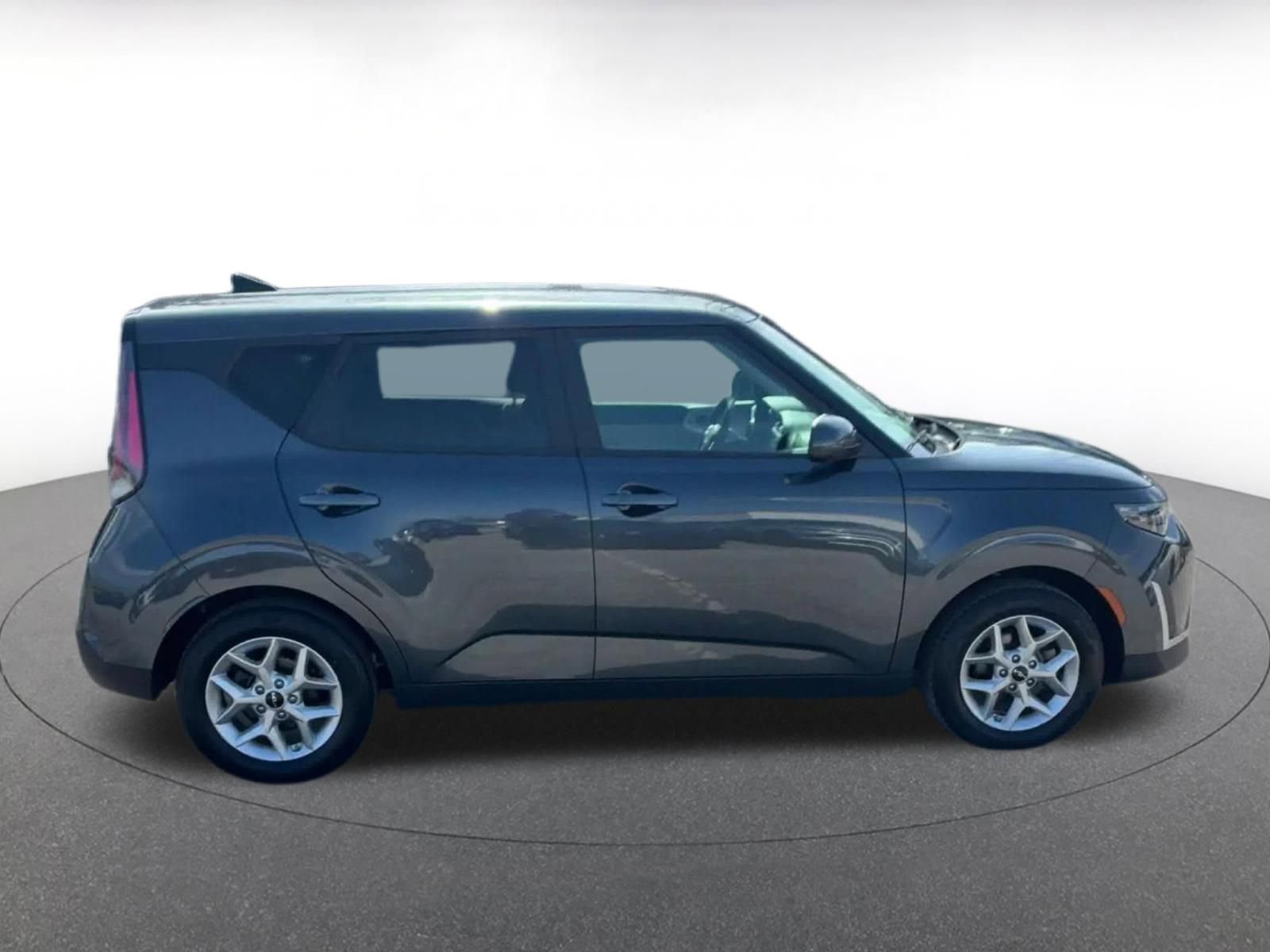Thumbnail: 2025 Kia Soul - 16