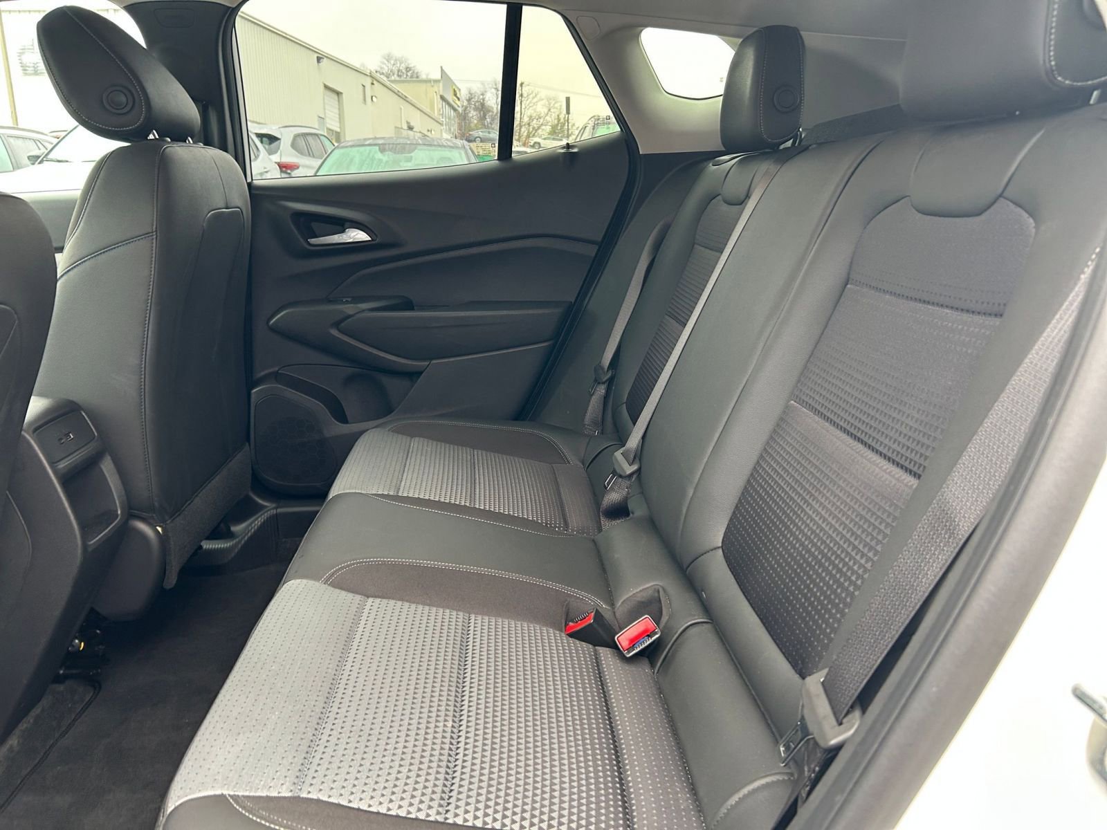 Thumbnail: 2025 Chevrolet Trax - 21