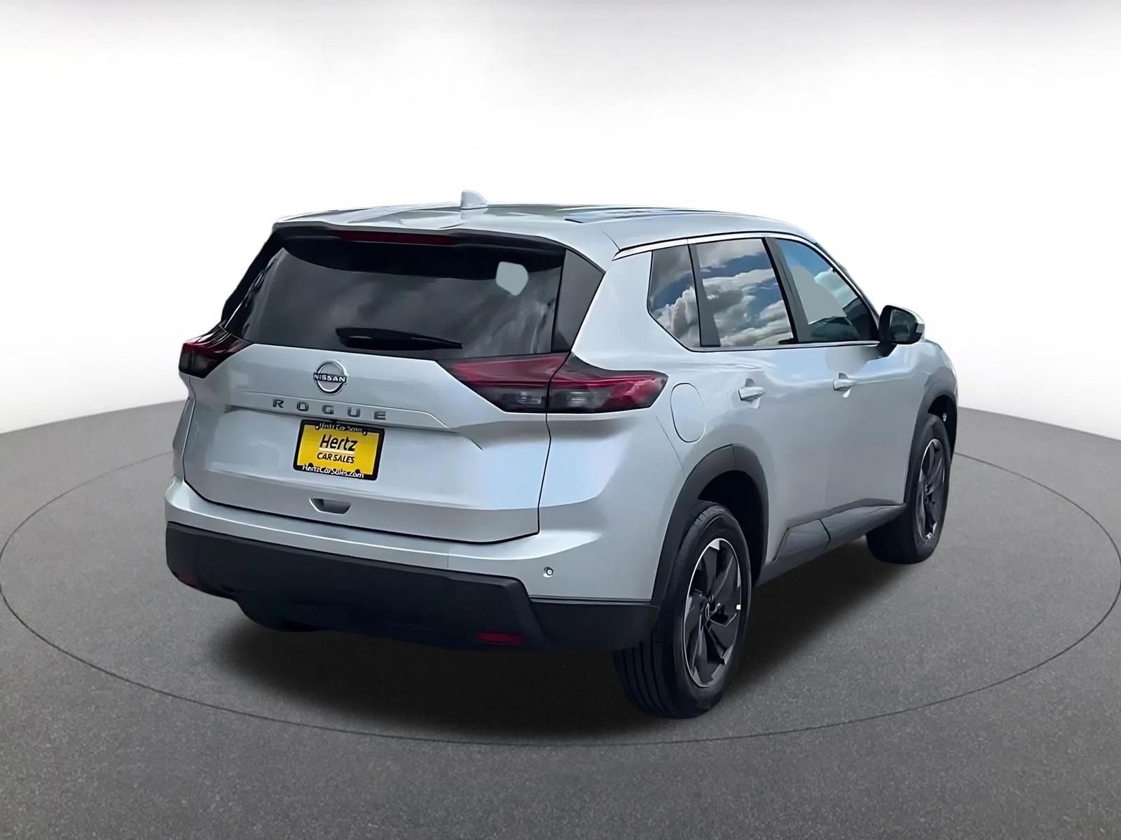 Thumbnail: 2025 Nissan Rogue - 14
