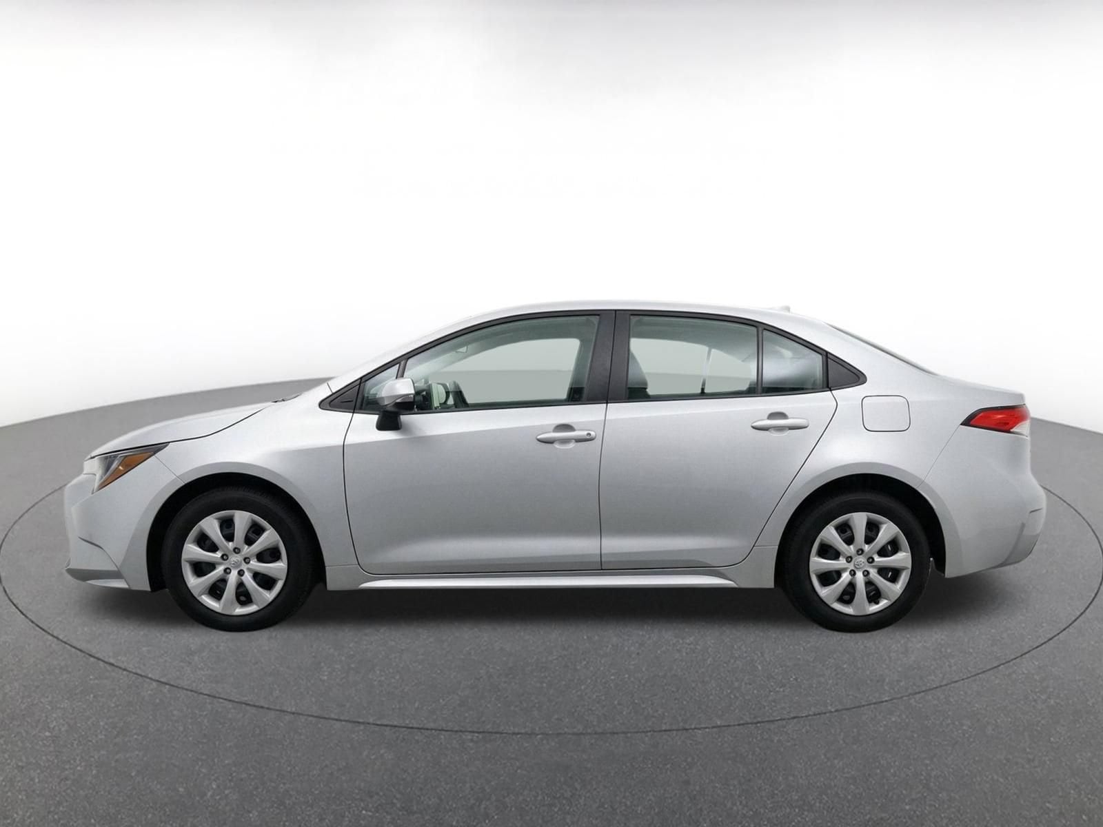 Thumbnail: 2025 Toyota Corolla - 4