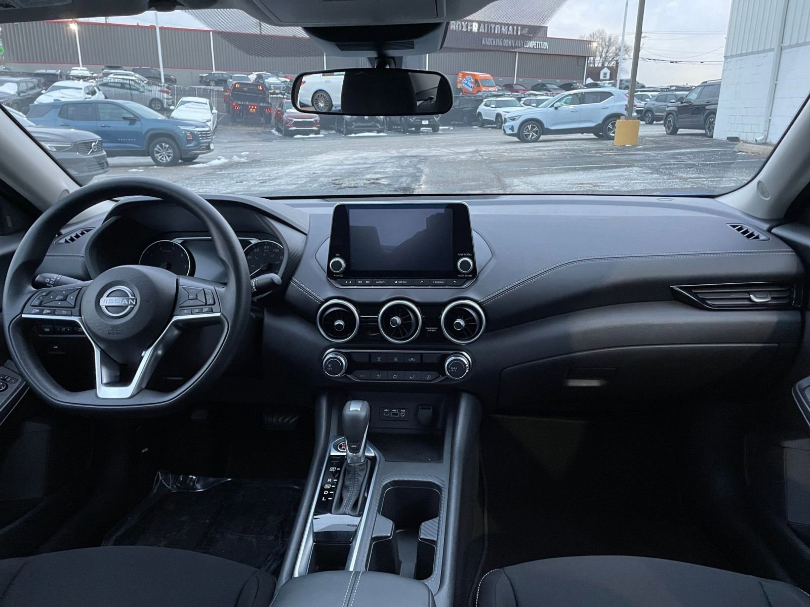 Thumbnail: 2025 Nissan Sentra - 31