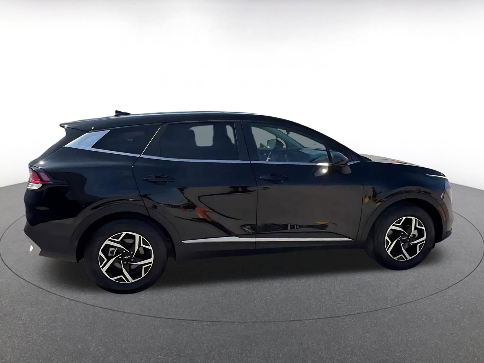 Thumbnail: 2025 Kia Sportage - 16