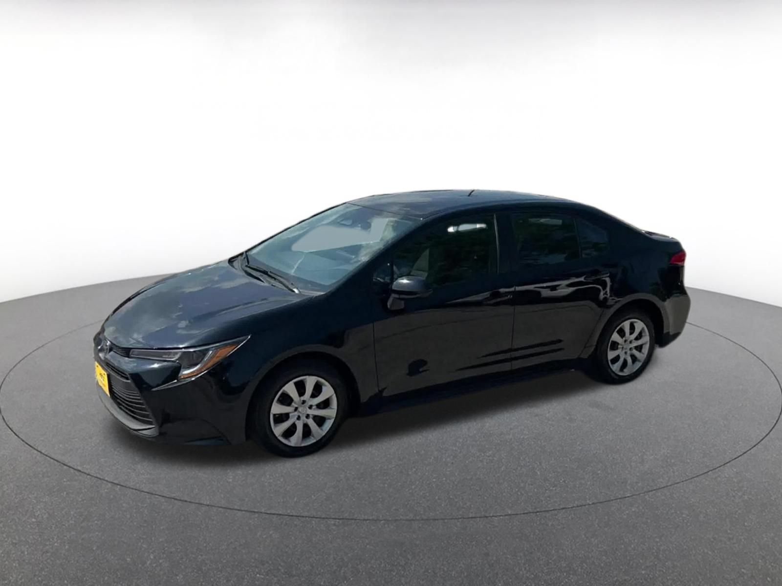 Thumbnail: 2025 Toyota Corolla - 8