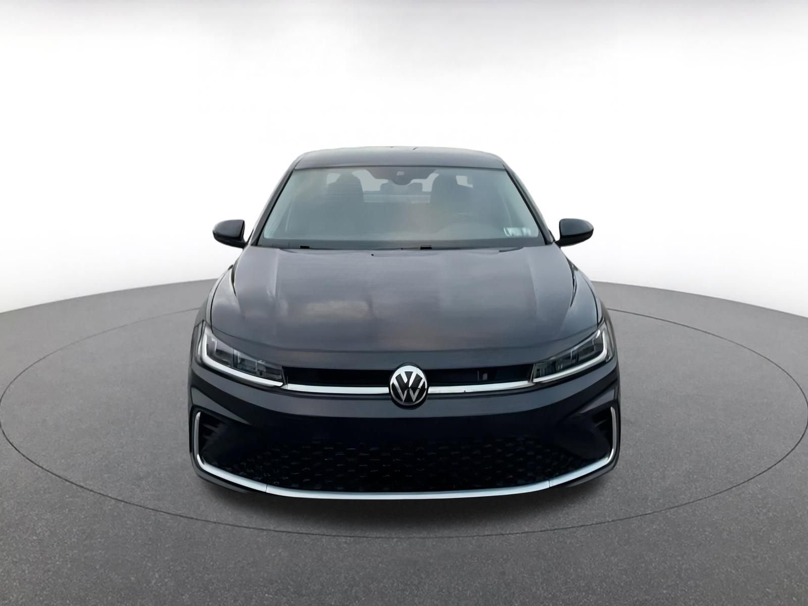 Thumbnail: 2025 Volkswagen Jetta - 4
